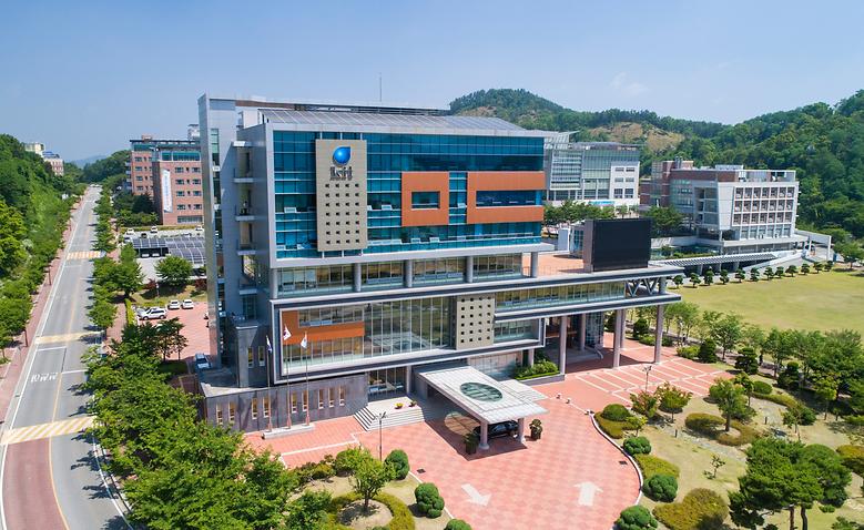 ‘AI중심대학·AX대학원’ 모두 선정